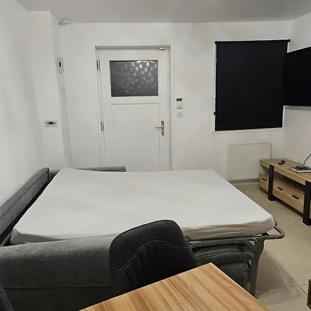 1er Apartment *